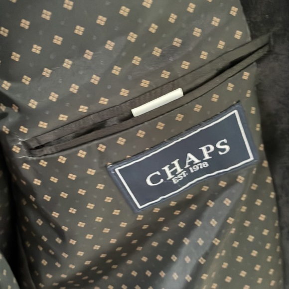 Men’s blazer in velvet by Chaps - Picture 5 of 8